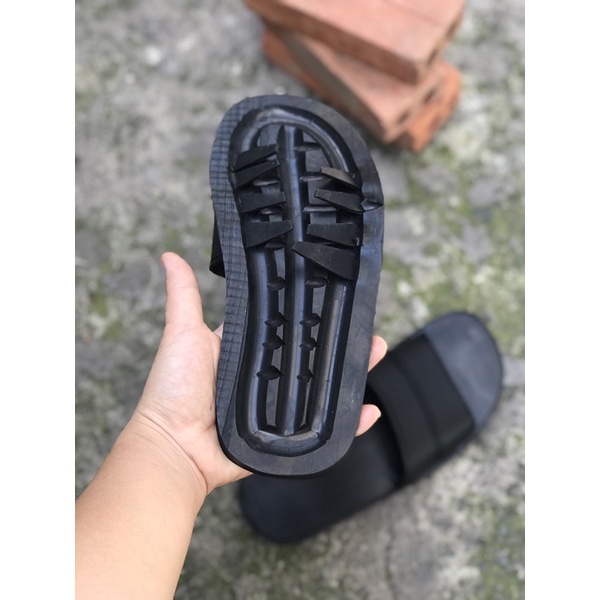 DÉP CAO SU LÊ QUAI NGANG