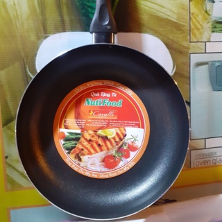 🆘🆘chảo chống dính, hàng khuyến mãi nutifood 26c