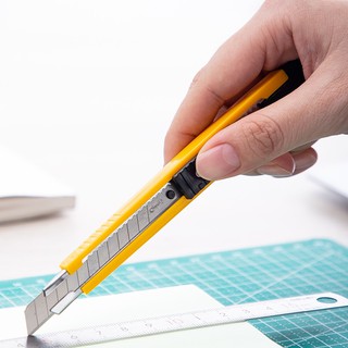 Dao Rọc Giấy Deli 2031