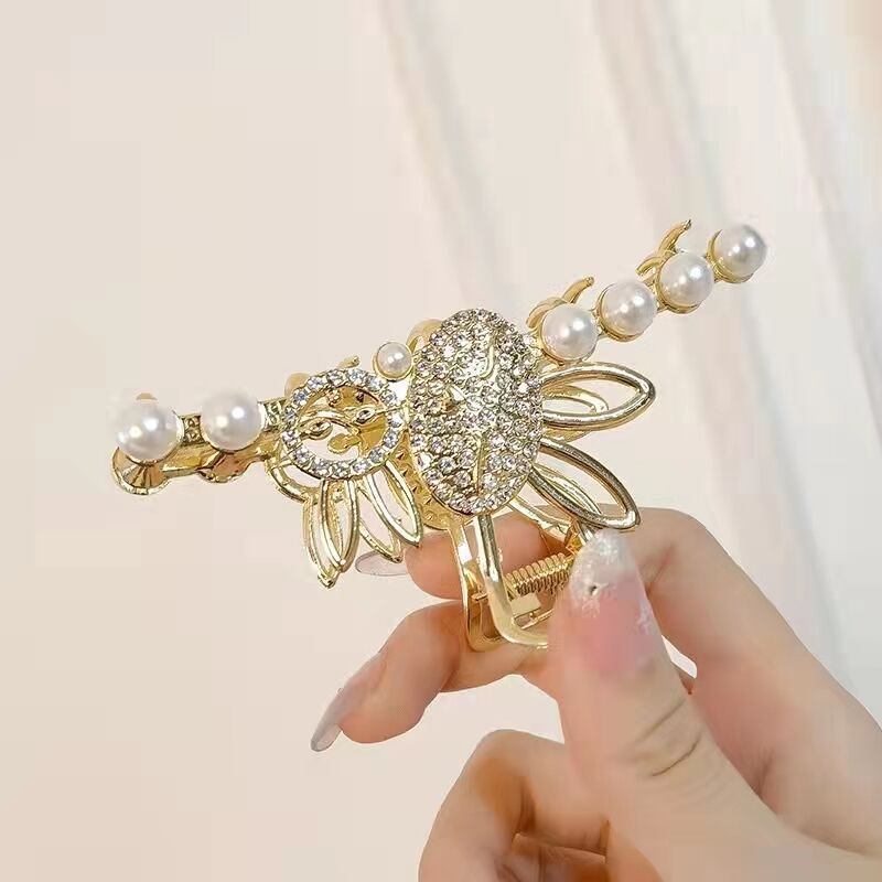 Kẹp Tóc Đuôi Ngựa Đính Ngọc Trai Và Thỏ Dễ Thương Phong Cách Hàn Quốc Chất Lượng Cao