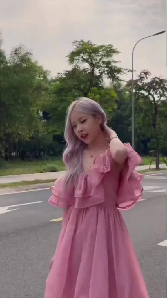 [SẴN/VIDEO] Váy trễ vai bèo tầng đầm bồng bềnh voan 2 lớp xinh xỉu 4 màu LOẠI 1 | BigBuy360 - bigbuy360.vn