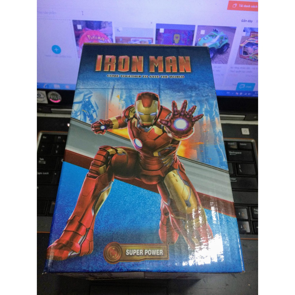 Hộp xe hơi pin đèn Iron Man / Batman / Super Hulk ván trượt - Người sắt / Người dơi / Người xanh ván trượt pin