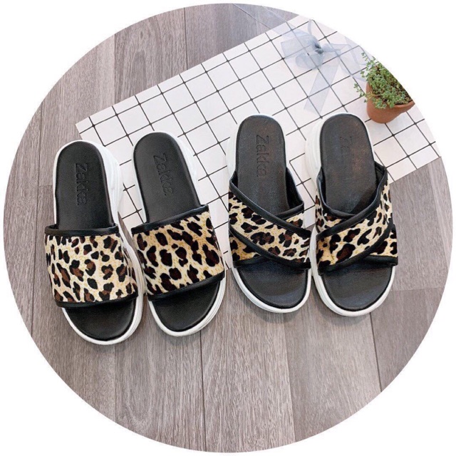 Dép lê da báo đế dày