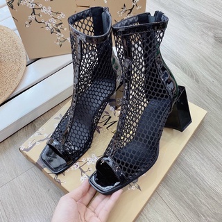 Bốt lưới hở mũi
