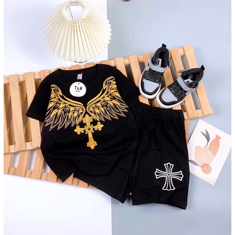 SIZE 8-36KG: Bộ chữ thập có cánh cực chất và sành điệu cho bé trai - BCTCC