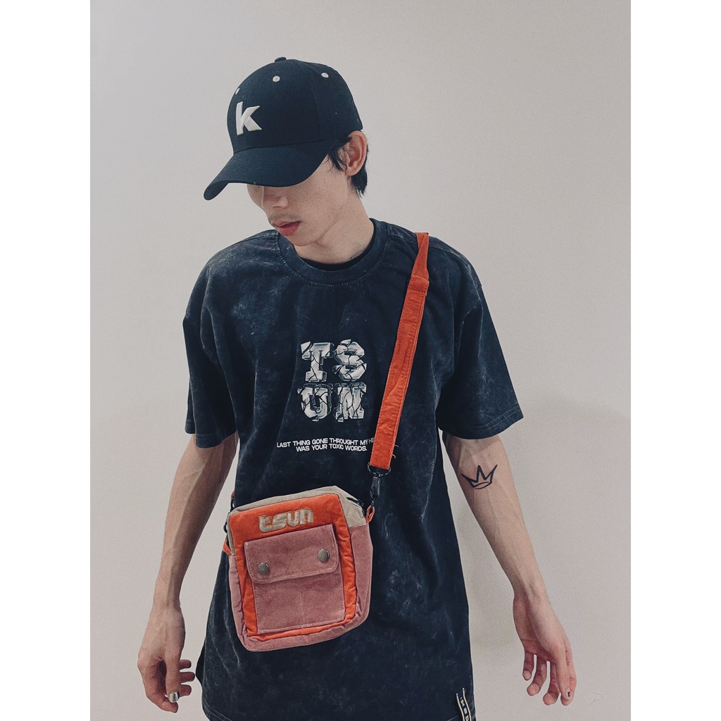 Túi chéo TSUN Velvet Mini Bag - Black/Pink - unisex