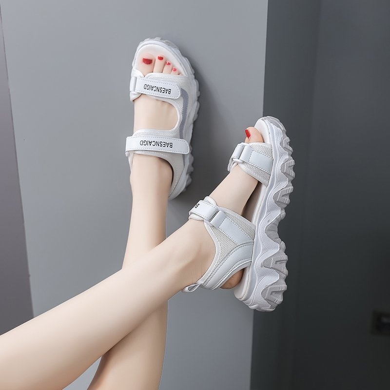 Xăng đan Đế Bằng Hở Ngón Tăng Chiều Cao Thời Trang Đi Biển Cho Nữ