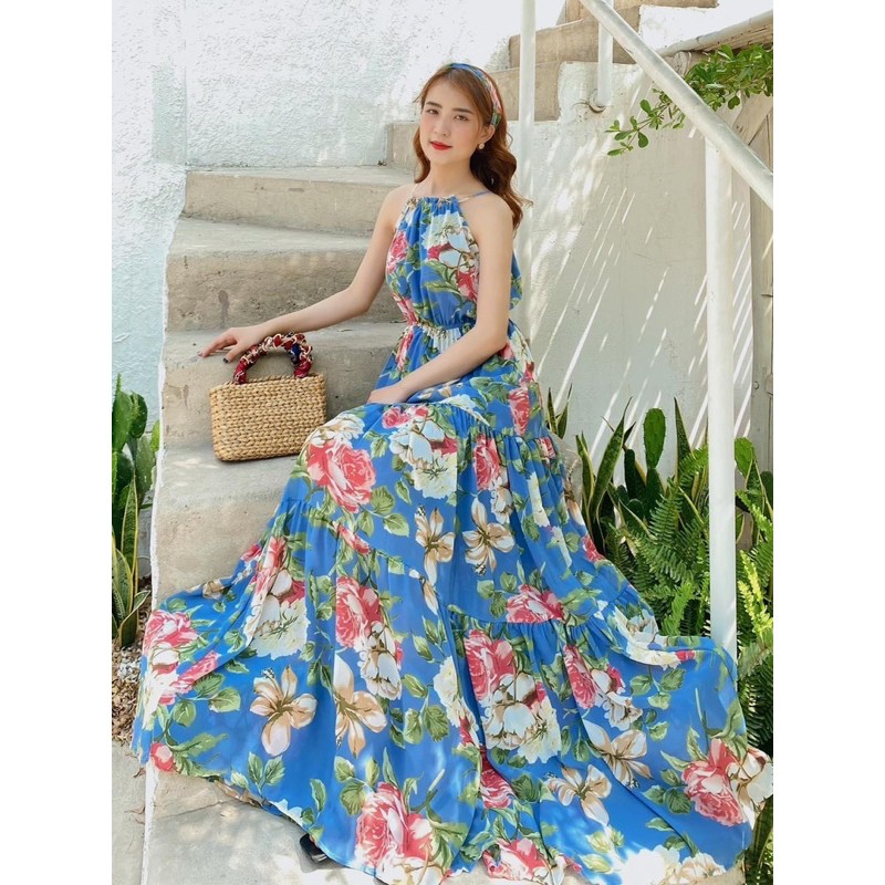 Maxi hoa cổ yếm