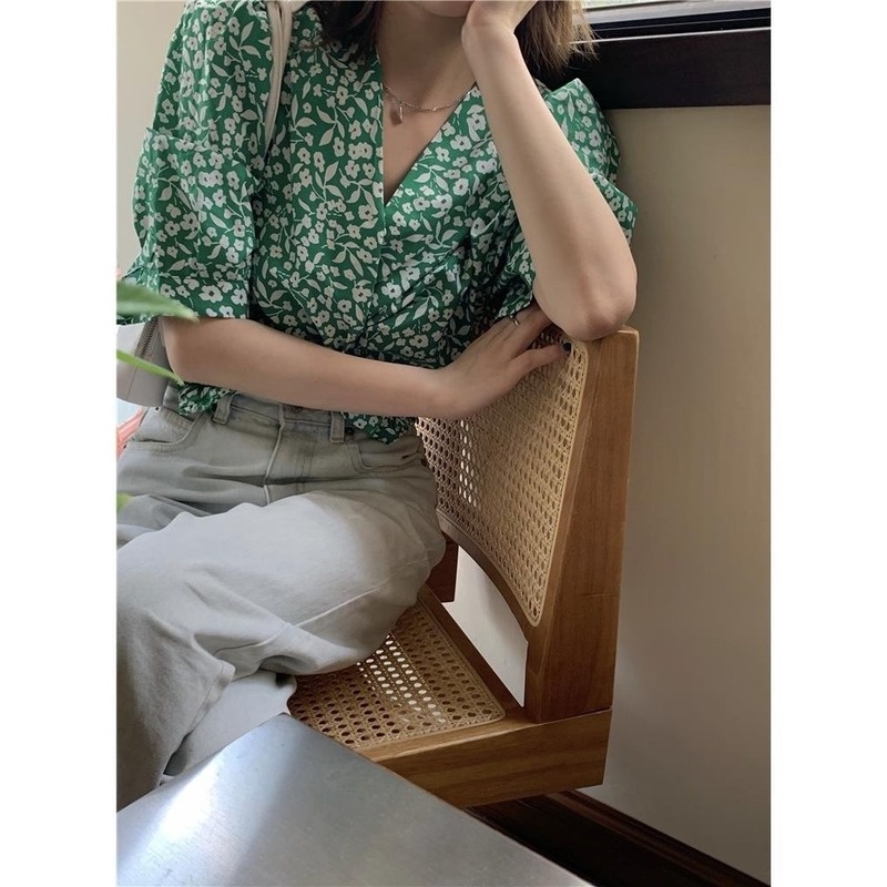 Áo Kiểu Tay Ngắn Cổ Chữ V In Họa Tiết Hoa Nhí Xinh Xắn Thời Trang Phong Cách Pháp Cho Nữ