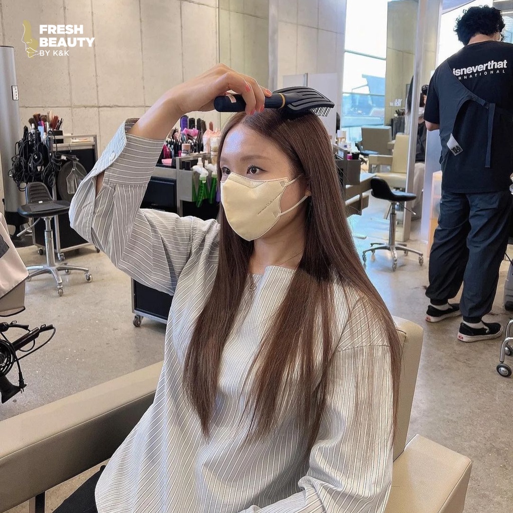 Lược bán nguyệt BRITISH M Flex Gentle Brush gỡ rối nhẹ nhàng, không rụng gãy tóc, sấy tạo kiểu và làm khô nhanh tóc