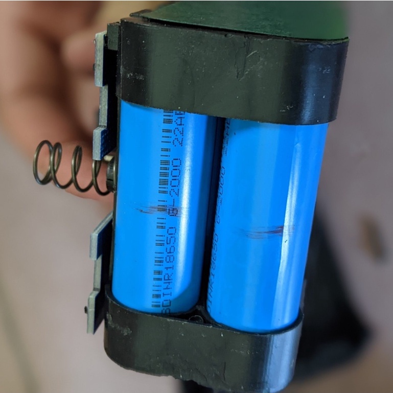 Máy bắn bulong pin Rubi lực siết 450nm pin 4ah bảo hành 1 năm