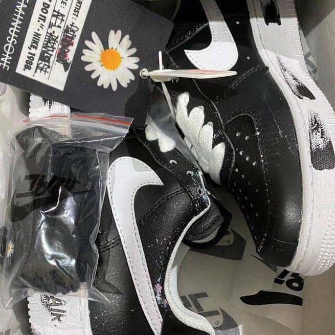 Ảnh thật, videos | Giầy thể thao AF1 tróc sơn fullbox tặng móc khóa sneaker