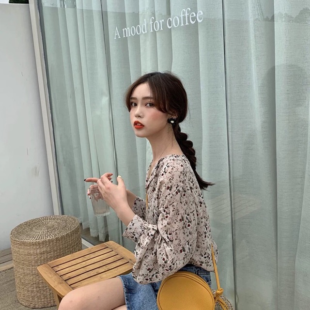 Sơ mi Hàn Quốc chấm bi hoa nhí xinh xinh