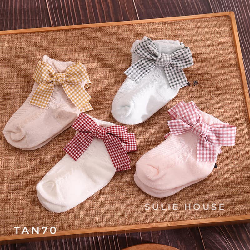 Tất lưới cổ ngắn nơ kẻ - TAN70