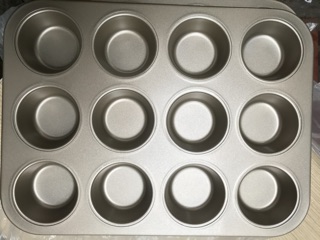 Khuôn cupcake 12 ô lớn