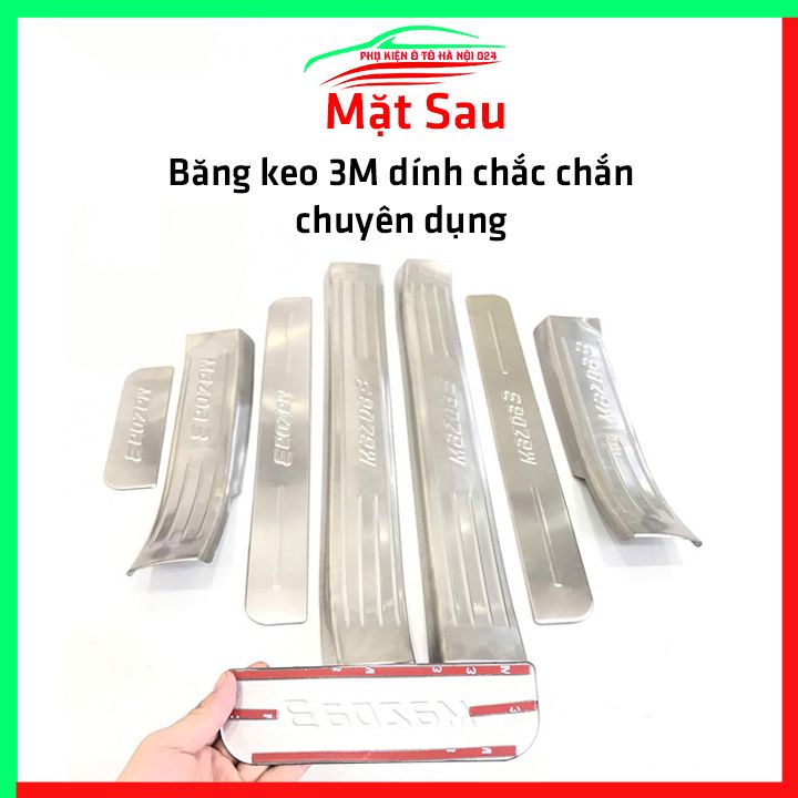 Bộ nẹp bước chân inox ô tô Mazda 3 2015-2019 chống trầy làm đẹp ô tô