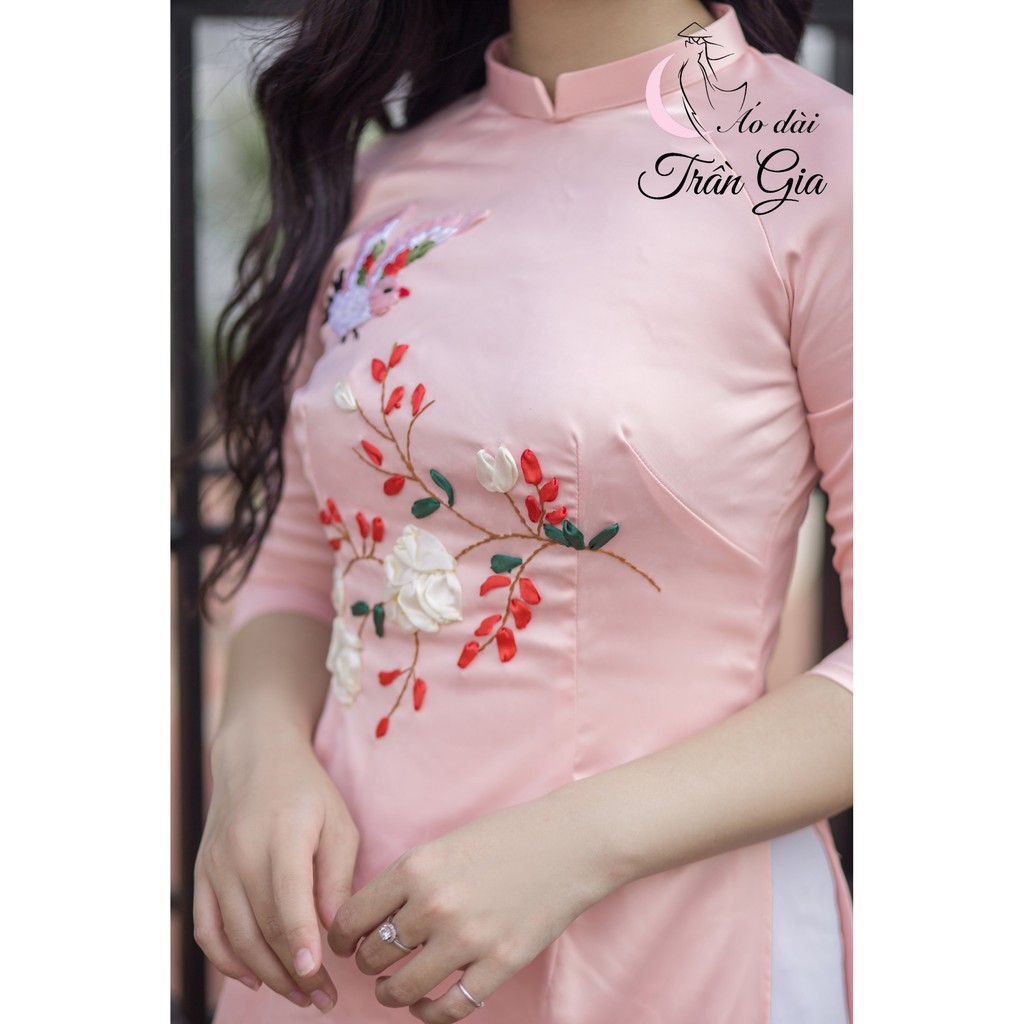 Áo dài cách tân thêu tay