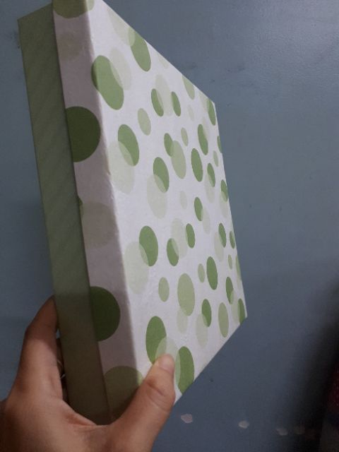Hộp vuông cao cấp 23x23 40k