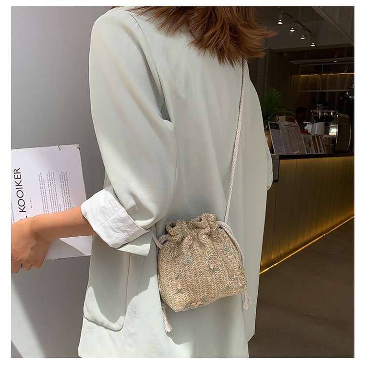 Túi Đeo Chéo Dệt Ren Mini Dễ Thương Thời Trang Đựng Son Kem Nền Và Mỹ Phẩm Khác