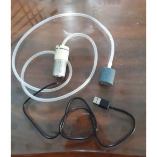 Bơm sủi khí oxy hồ cá bằng pin dự phòng