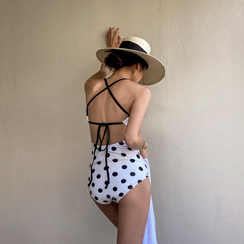 Đồ Bơi Nữ Một Mảnh Hở Lưng Gợi Cảm Phong Cách Hàn Quốc 2020 | BigBuy360 - bigbuy360.vn