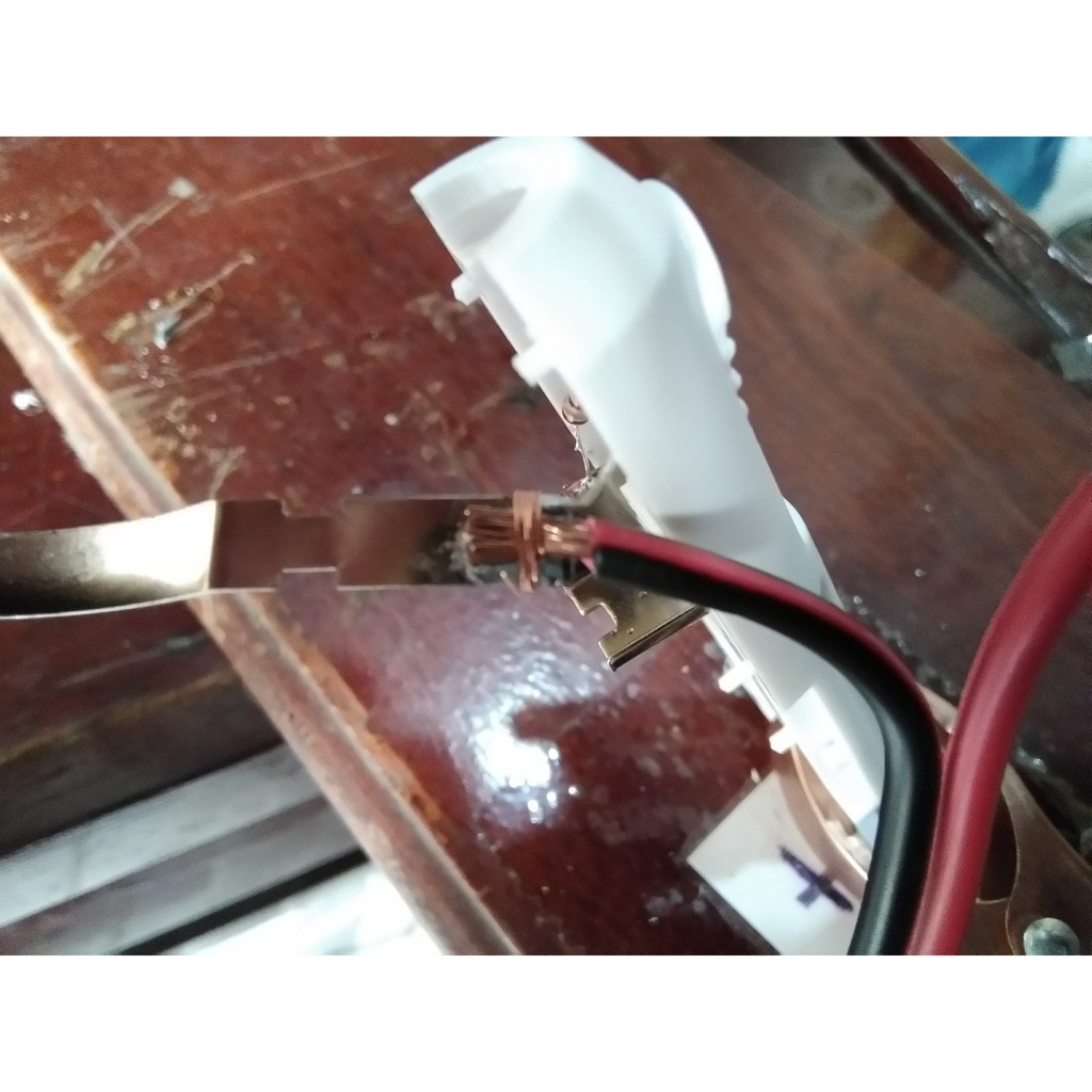 Jack cắm nguồn châm tẩu thuốc trên ôtô