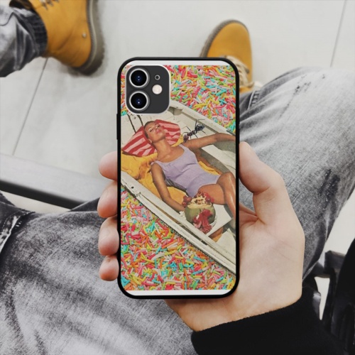 Ốp lưng iphone SAMSUNG hình woman on candy pool collage art minimalism đẹp ốp dẻo  cho các dòng iPhone PAP20210875