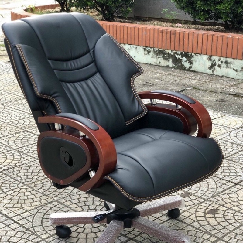 ghế văn phòng làm việc Giám Đốc nhập khẩu ngả sau 160 độ cánh tay gỗ tự nhiên sơn PU bóng cực sang Trường Mai