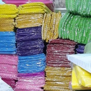 Giấy gói hoa 1 xấp 38 đến 40 tờ