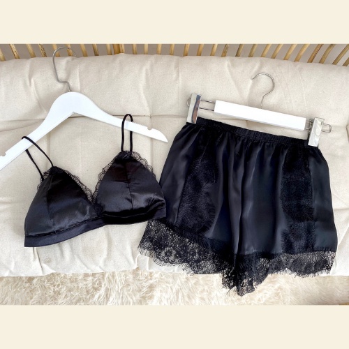 Bộ đồ lót satin 2 màu trắng đen cao cấp siêu thoáng mát BRAHY 115