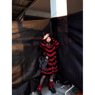 Áo len rách gothic punk rock egirl
