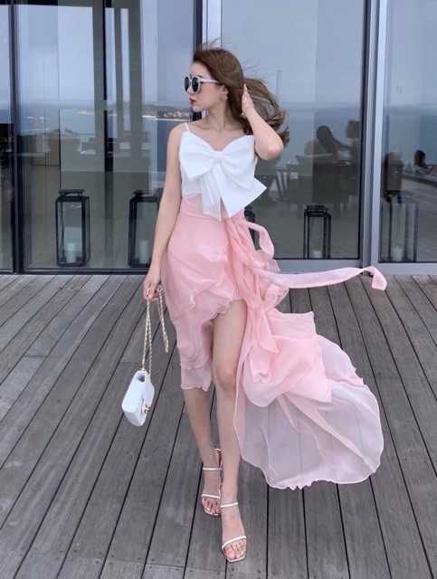 Áo hai dây nơ to thời trang