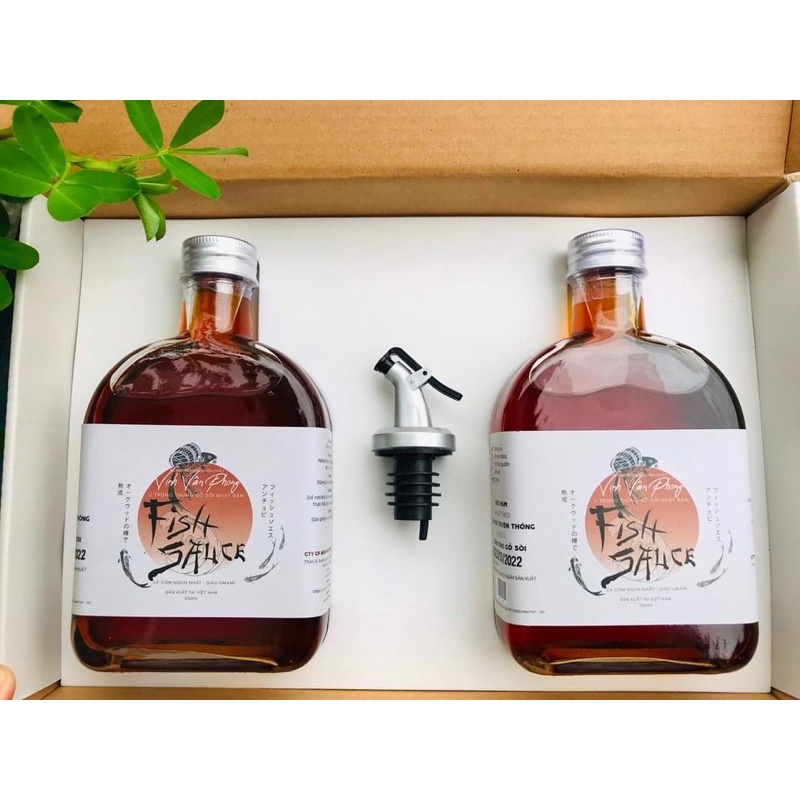 Nước mắm vịnh Vân Phong The Moshav Farm hộp 2 chai