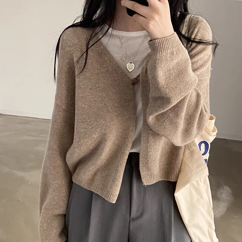 𝗺𝗶𝗲 𝘀𝘁𝘂𝗱𝗶𝗼 - HÀNG CÓ SẴN Cardigan trơn cài khuy phong cách Hàn Quốc