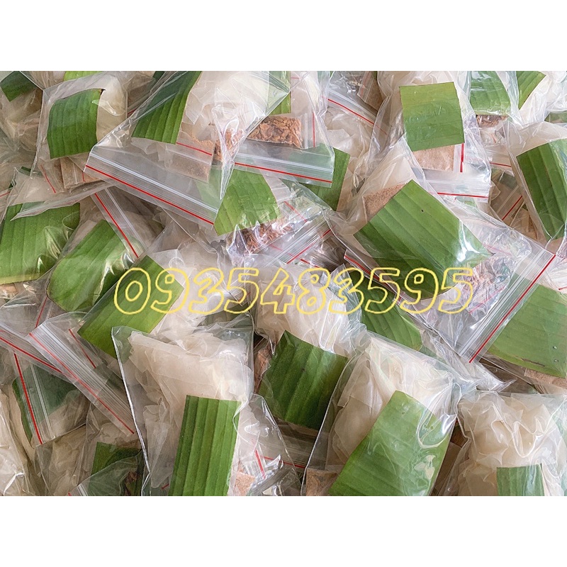 Bánh tráng dẻo phơi sương mix hành phi muối nhuyễn satế tắc