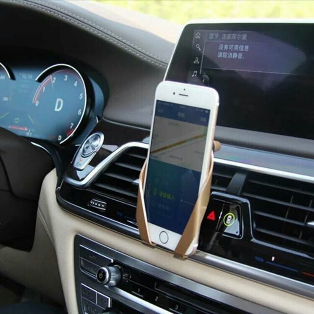 Giá đỡ điện thoại ô tô gắn lọc gió