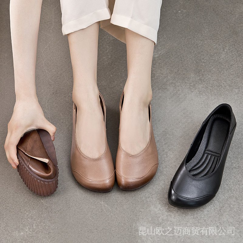 Time-limited discount spring and autumn retro mom s shoes genuine leather soft sole comfortable shallow mouth middle-aged women s shoes beef tendon single shoes flat shoes for chi thumbnail