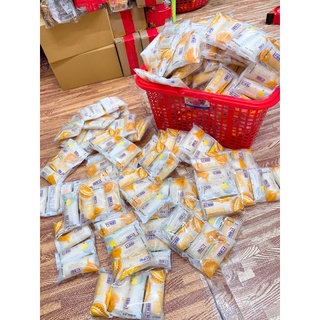 bánh sữa chua mix 4 vị