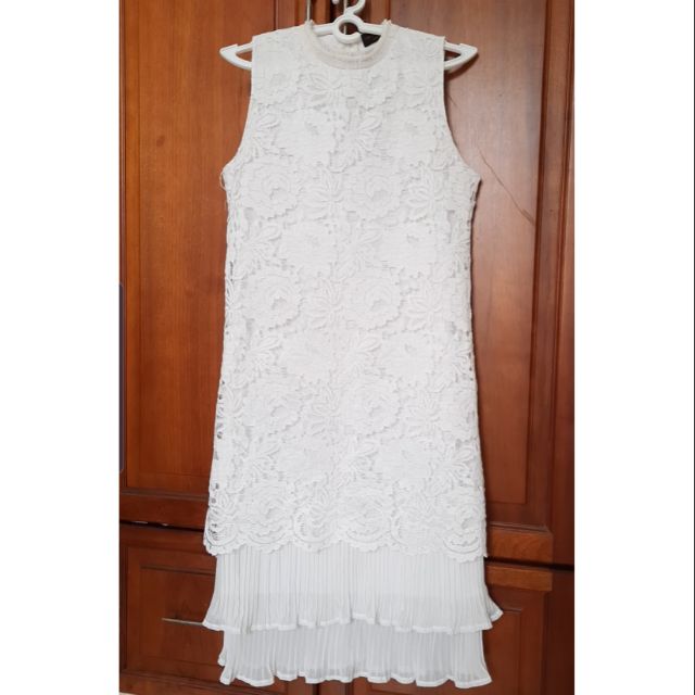 Đầm ren cua Cati Madelene Boutique 50kg đổ lại vừa xinh