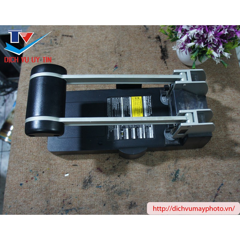 Máy đục 2 lỗ Carl No.122 cũ còn Zin đang hoạt động bình thường