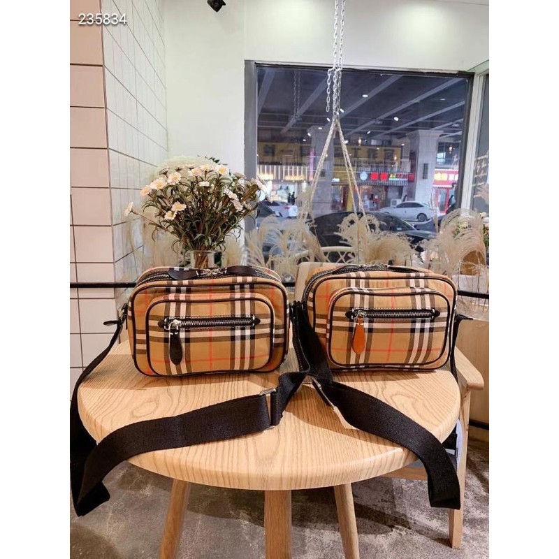 Túi đeo chéo Burberry cao cấp 2021