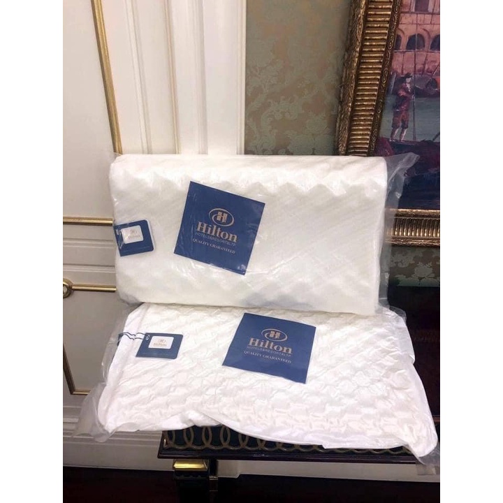 Gối Cao Su Non Hilton Cao Cấp - Gối cao su lượn sóng cao cấp có lỗ thoáng khí và gai massage chống đau mỏi vai gáy