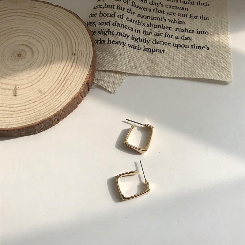 Khuyên tai kim loại dạng hình vuông độc đáo cá tính hợp thời trang A246