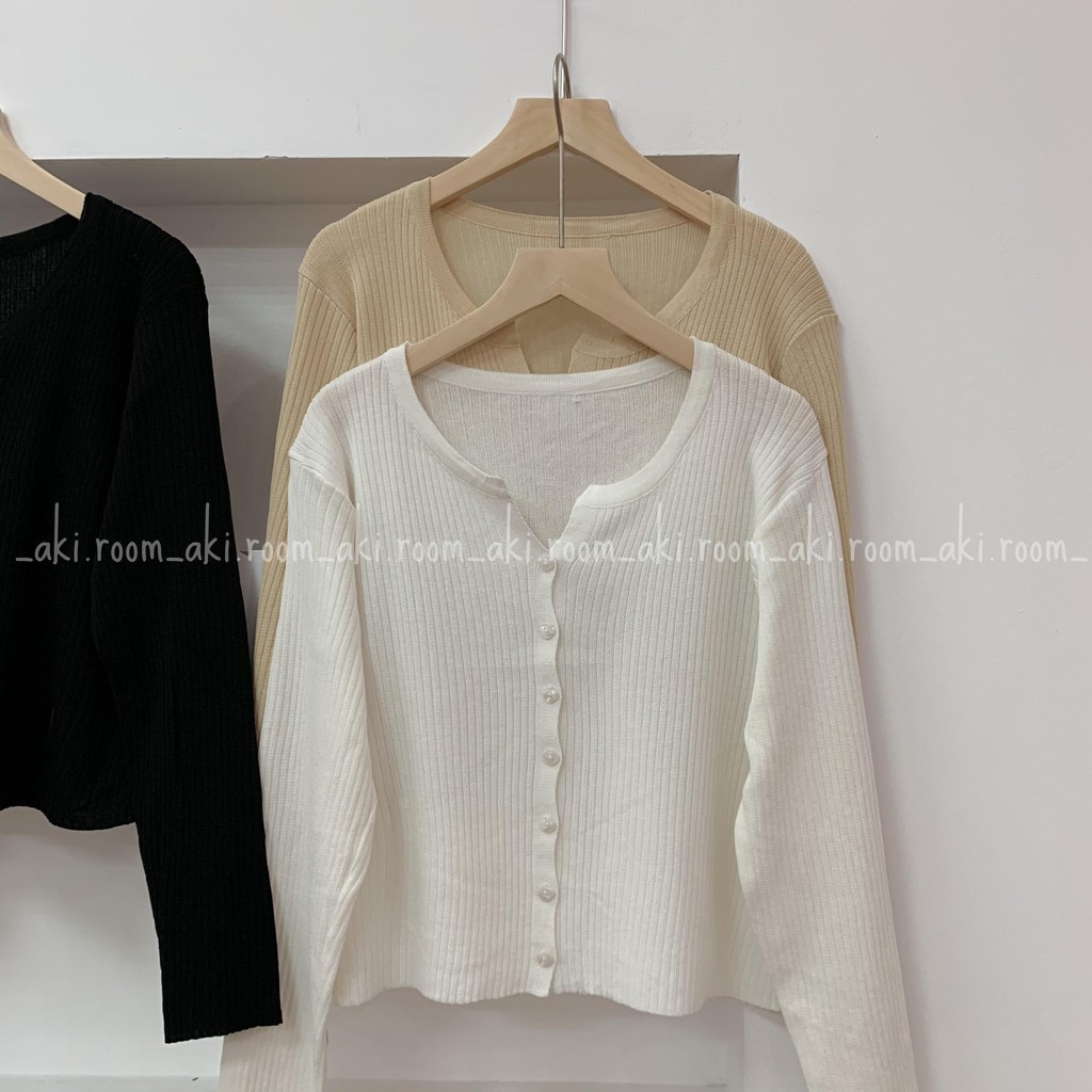 Áo cardigan khuy vuông cổ tròn V
