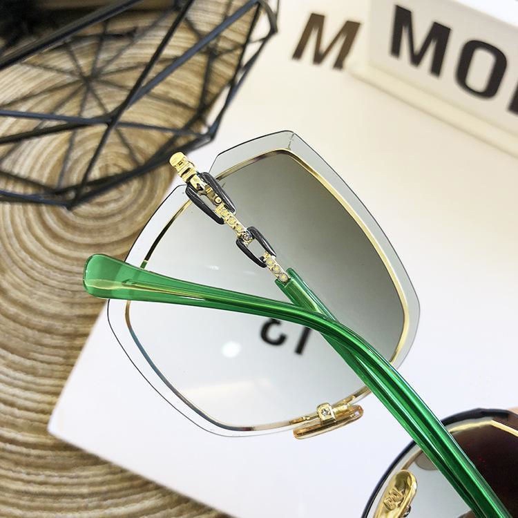 Kính Mát Chống Tia UV Phong Cách Thời Trang Mới 2022