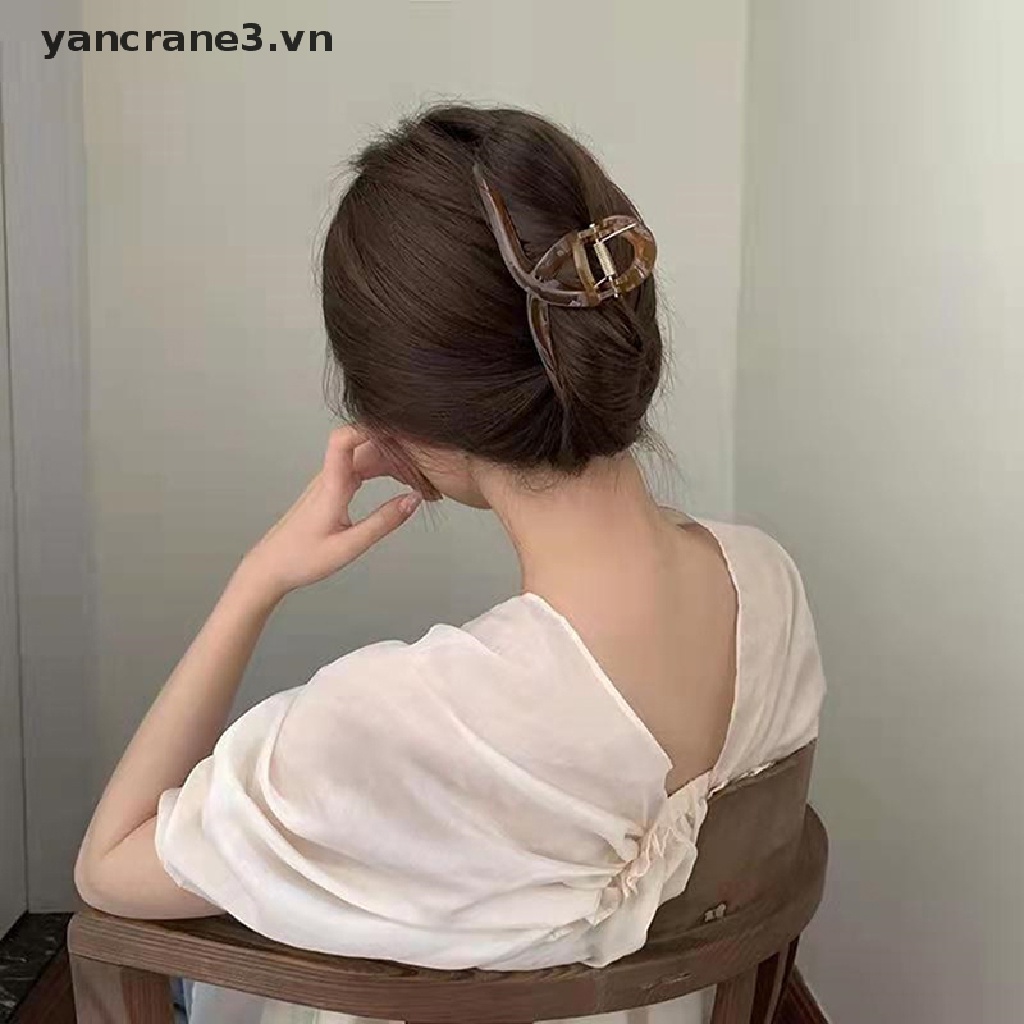 Kẹp Tóc Dạng Đĩa Chéo Bằng Acrylic Nhám 3.vn