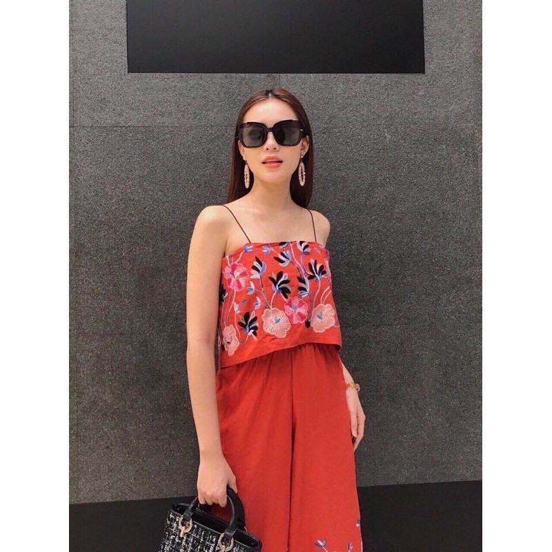 Pass Jumpsuit 2 dây thêu hoa