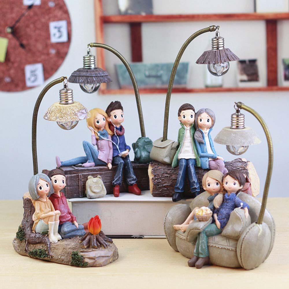 Mô Hình Cặp Đôi Xinh Xắn Dùng Để Trang Trí