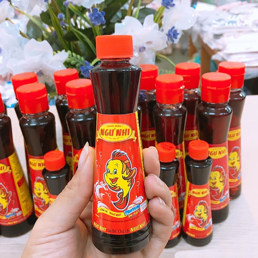 Nước Mắm Cho Bé Ăn Dặm Ngư Nhi Chai Thủy Tinh 150ml - Cho Trẻ Từ 6M+ - 8934752091967