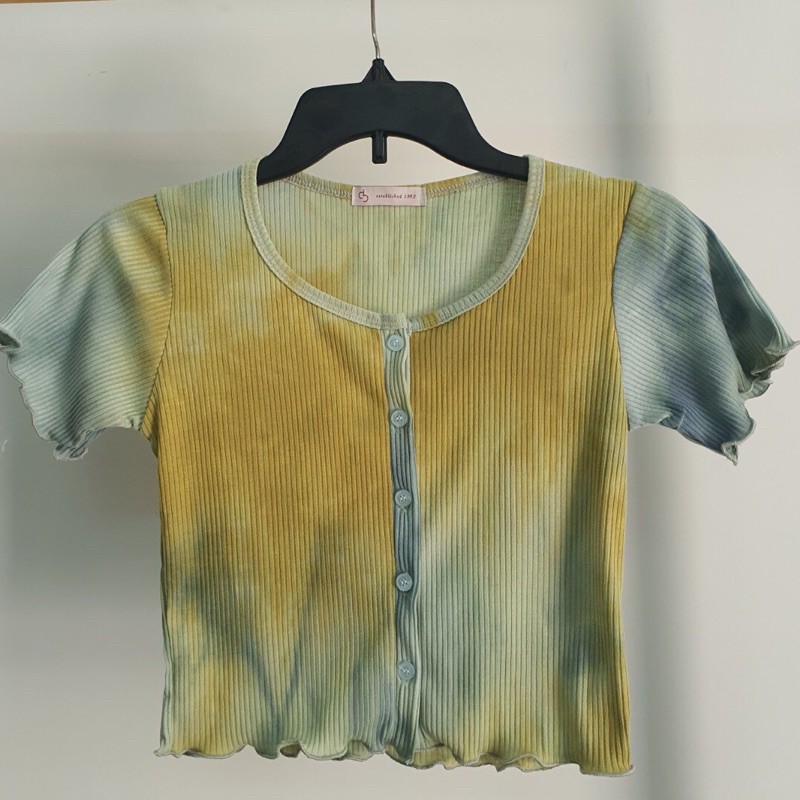 Áo thun CROPTOP ,áo loang nút thật